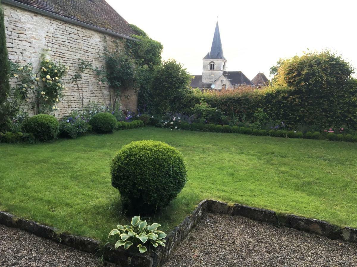 Le Jardin De Carco Bed & Breakfast